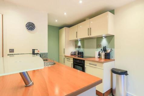 Kitchen / Living Roo