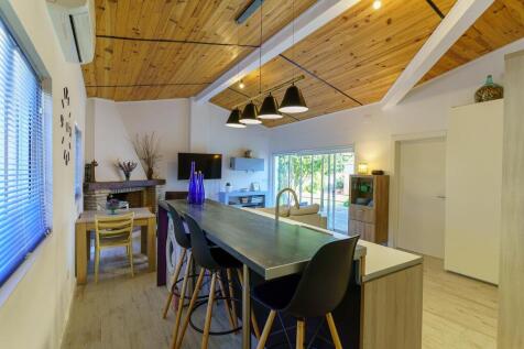 Property Image 61