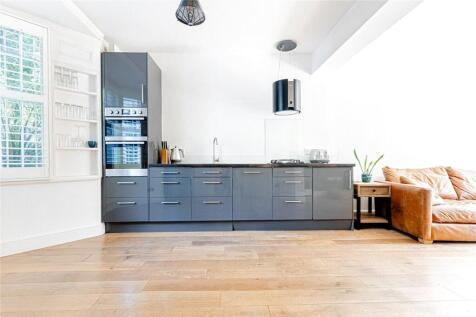 Reception/Kitchen