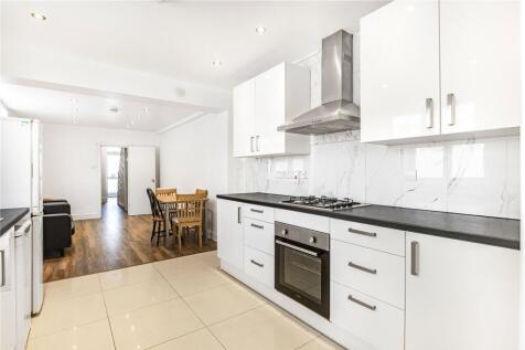 Reception/Kitchen