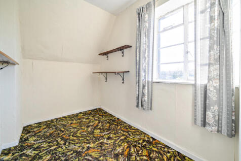 1386791-3-6931a53...