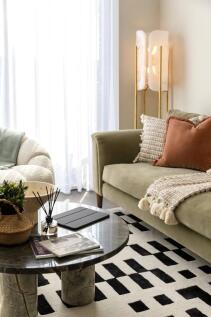 Show Flat Living Rm