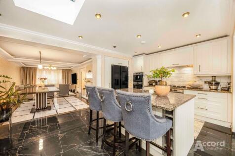 Kitchen/Reception Room