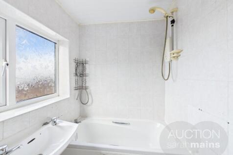 Upstairs-Bathroom