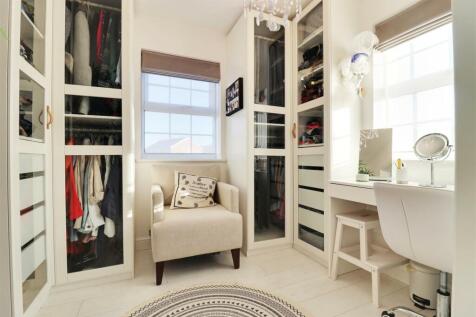 DRESSING AREA
