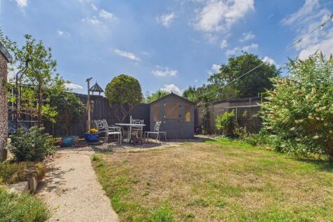 CAM03303G0-PR0171-STILL003.jpg