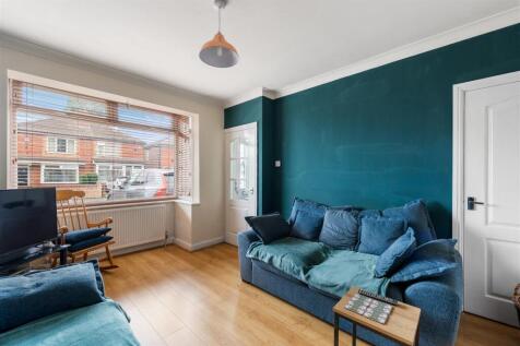 82 Northfield Road-05.jpg