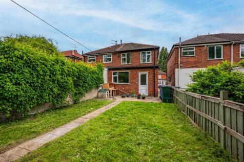 82 Northfield Road-2.jpg