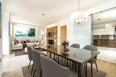 Living dining