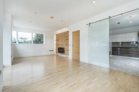 Living dining