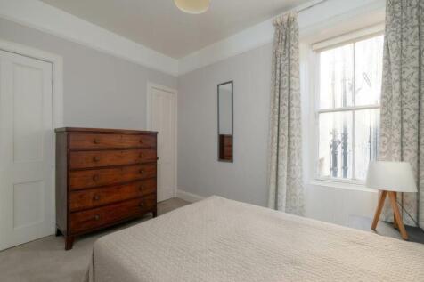 71884_NorthBankStree