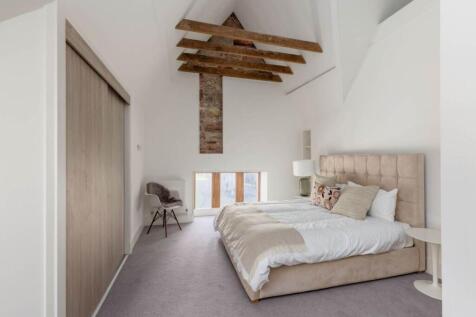 73392_TheStables-034