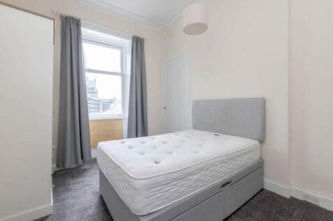 73897_LivingstonePl-