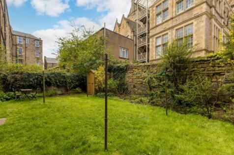 73897_LivingstonePl-
