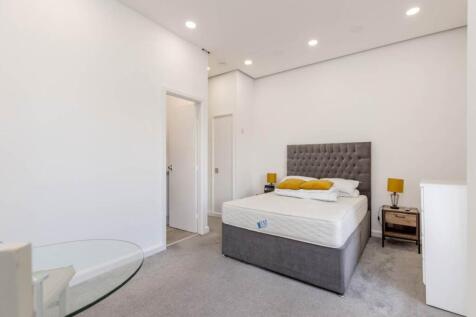 66215_NorthBankStree
