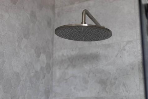 65260_MelvilleCres02