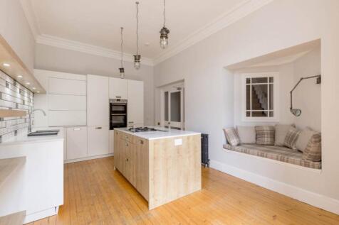 64126_EtonTerrace_01