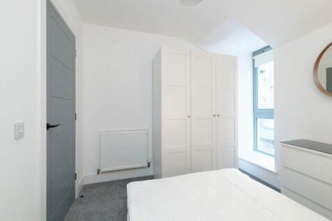 23-Bedroom1-02