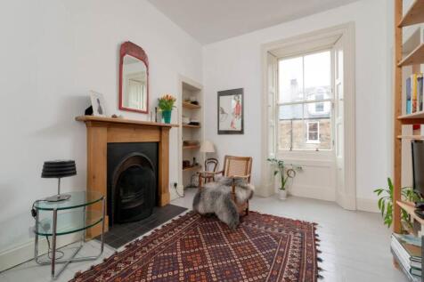 56867_Kemp_Place02