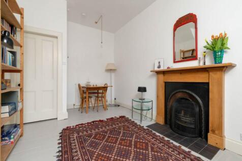 56867_Kemp_Place03