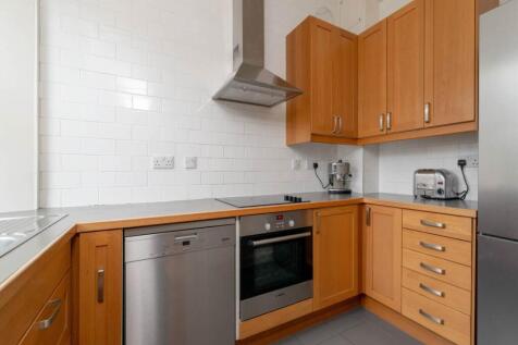 56867_Kemp_Place08