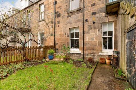 56867_Kemp_Place13