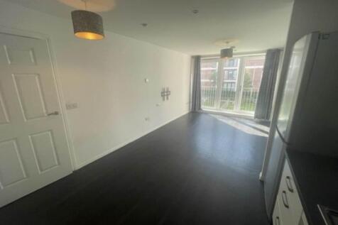 Flat 4, 13 arneil dr