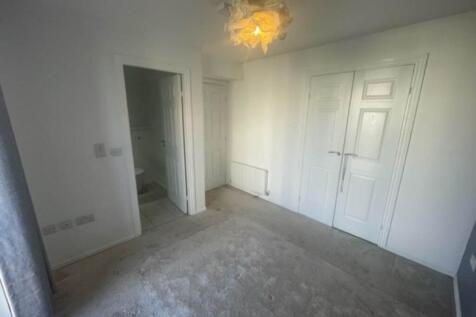 Flat 4, 13 arneil dr