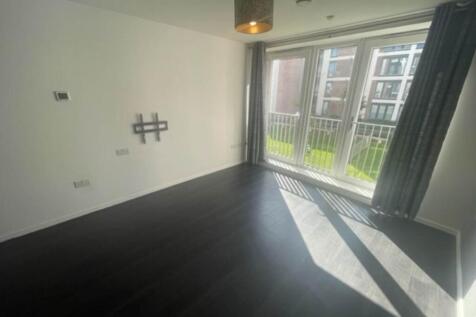 Flat 4, 13 arneil dr