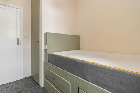 Bedroom2__