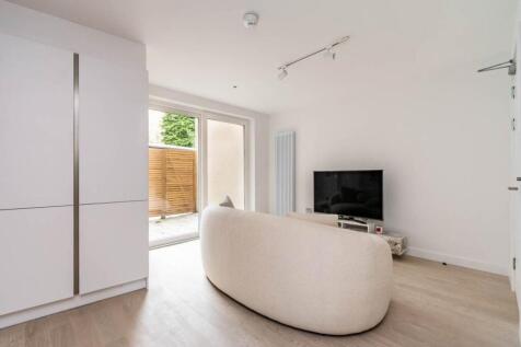 70297_7-1CanaanLane-