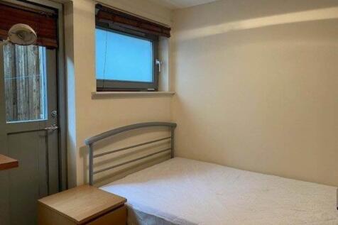 Bed 1 (2)