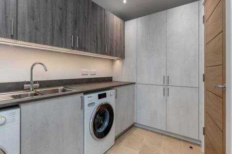 65336_CircusLane032