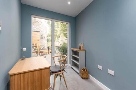 65336_CircusLane014