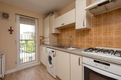 75537_Tytler_Court-0