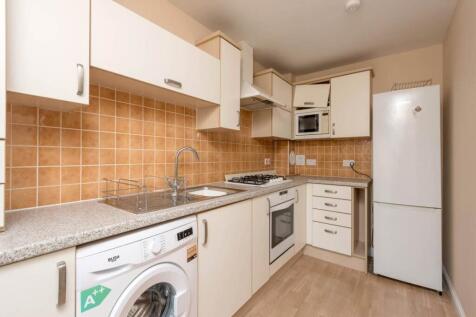 75537_Tytler_Court-0