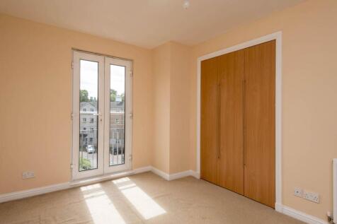 75537_Tytler_Court-0