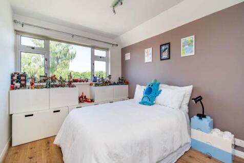 63881_42-ThomsonCres