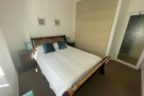 bedroom again