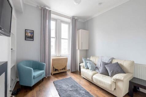 58211_CaledonianCres