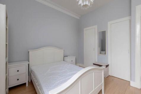 58211_CaledonianCres
