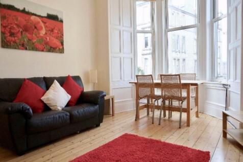 33 comely lounge 2