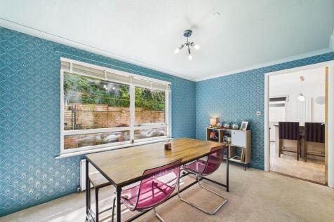 CAM01898G0-PR0504-ST