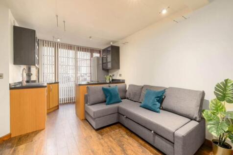 74767_CommercialWhar