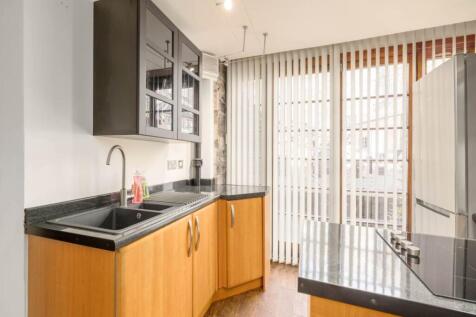 74767_CommercialWhar