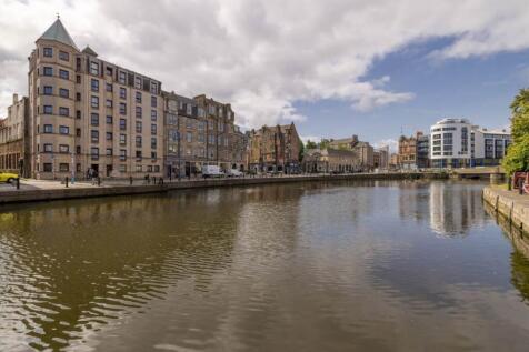 74767_CommercialWhar