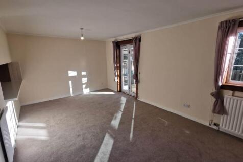 ef5a5986-73da-446e-9