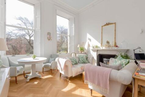 62660_Drummond_Place