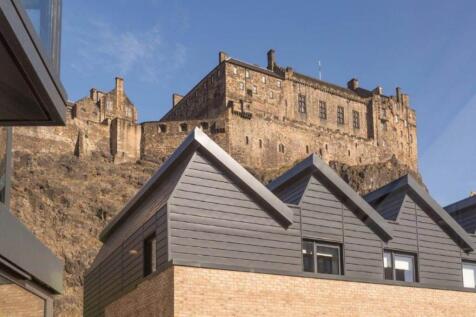 47301_KingsStablesRo