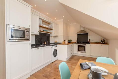 59614_N_Castle_St_00